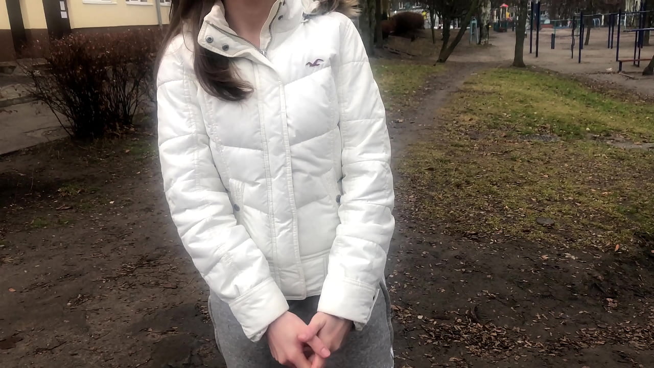 Stranger Pamari Yakayamwa uye Kusvirwa. Russian Amateur. Nekutaura.